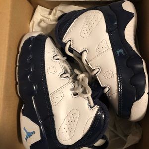 Jordan retro 9 size 4c white/navy/Carolina blue